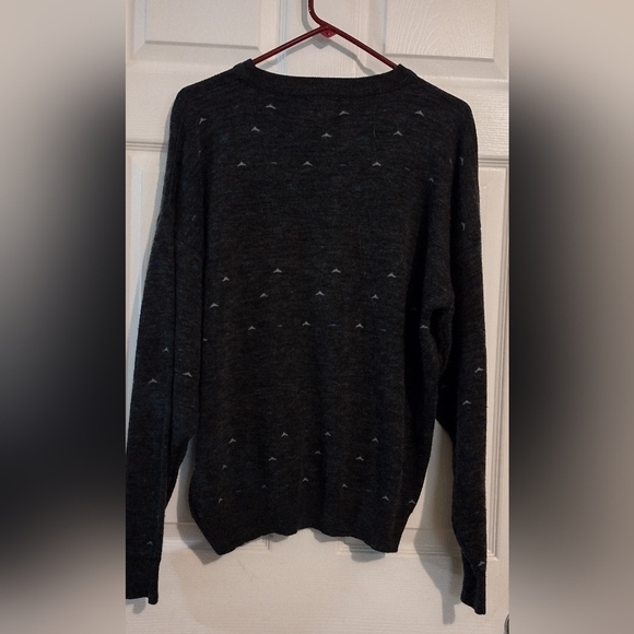 Vintage Cambridge Classics Mervyns sweater size large - Picture 5 of 6